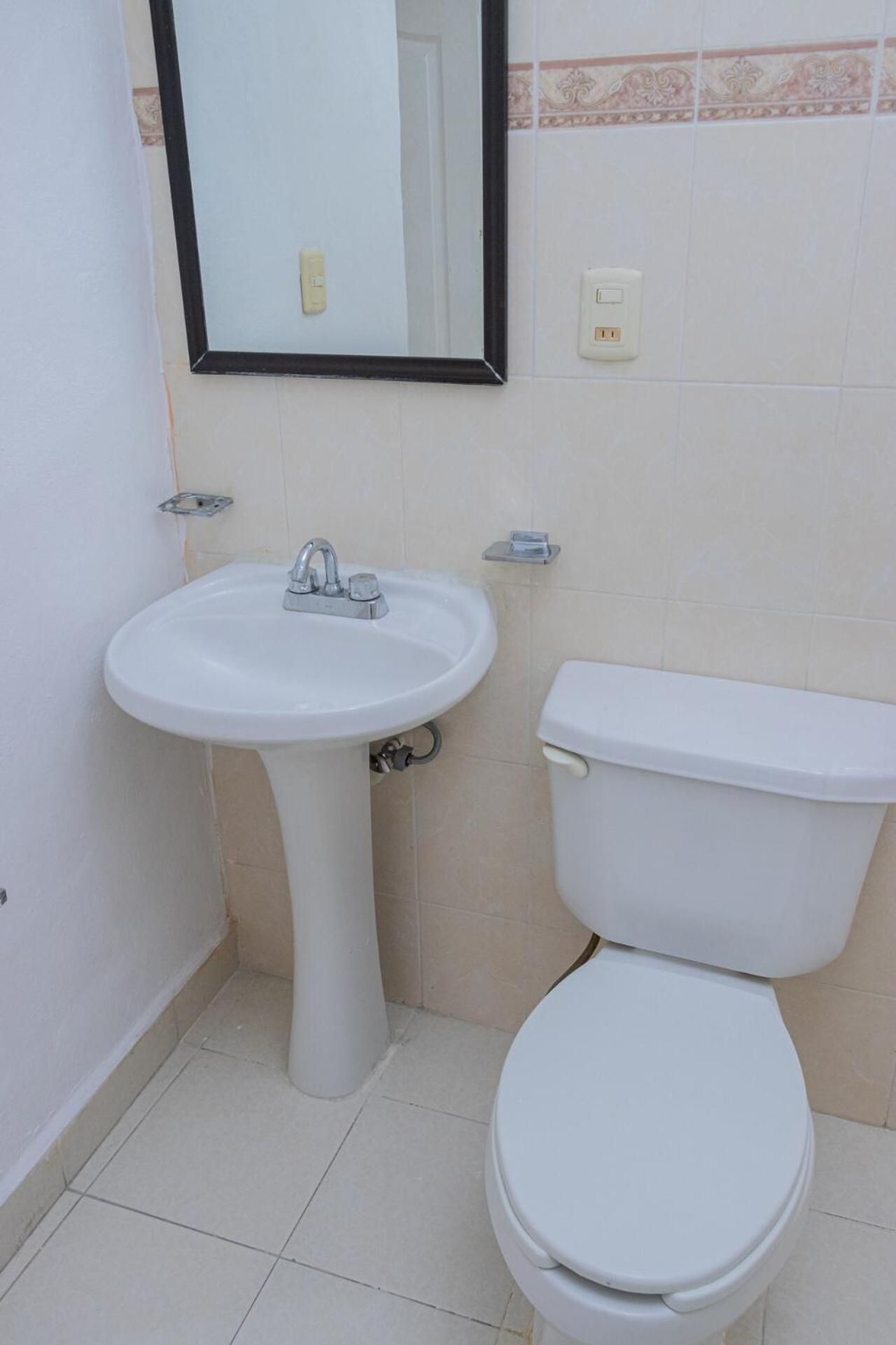 Oyo Hotel Marias,Aeropuerto Internacional De Chetumal Esterno foto