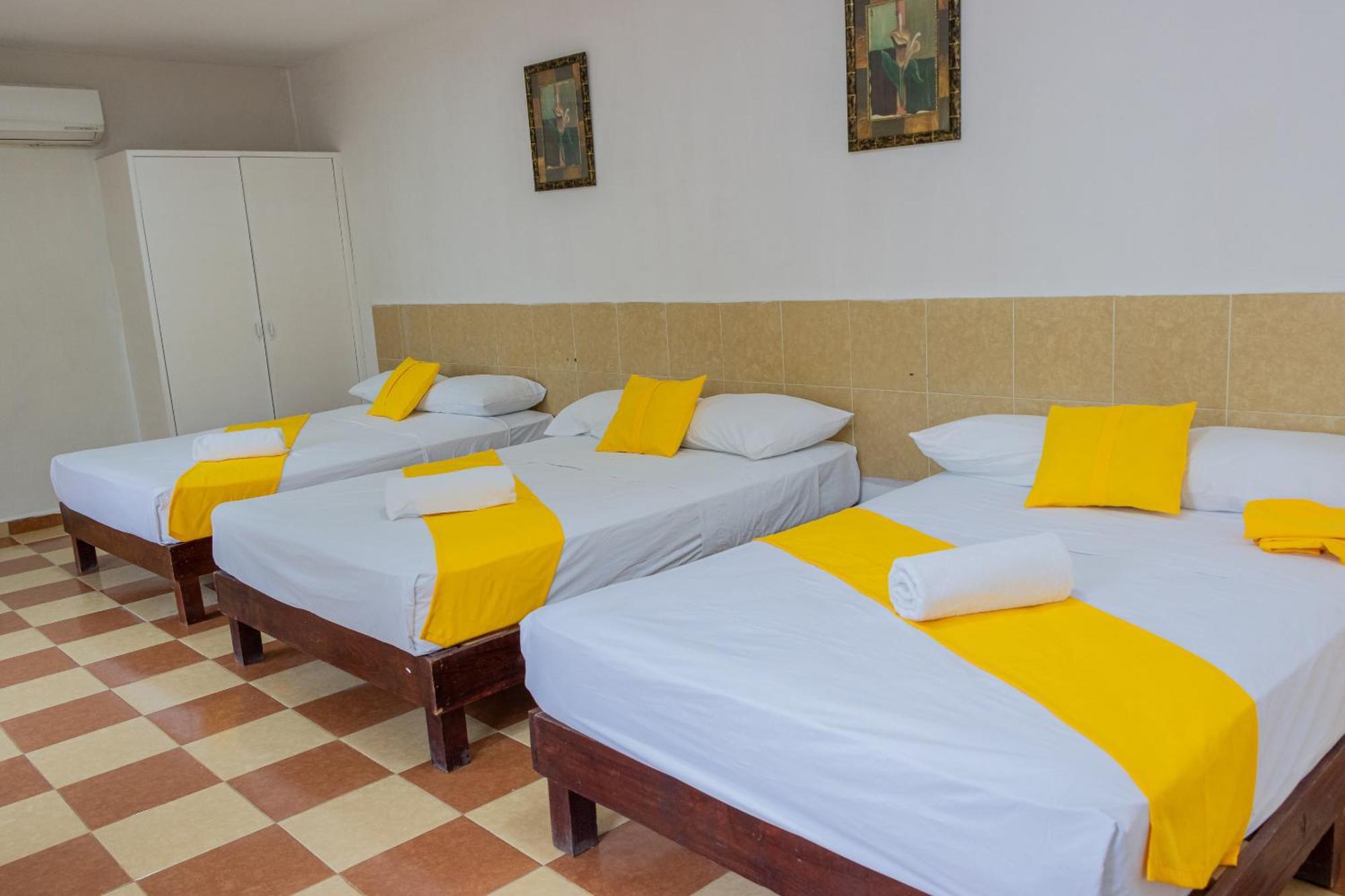 Oyo Hotel Marias,Aeropuerto Internacional De Chetumal Esterno foto